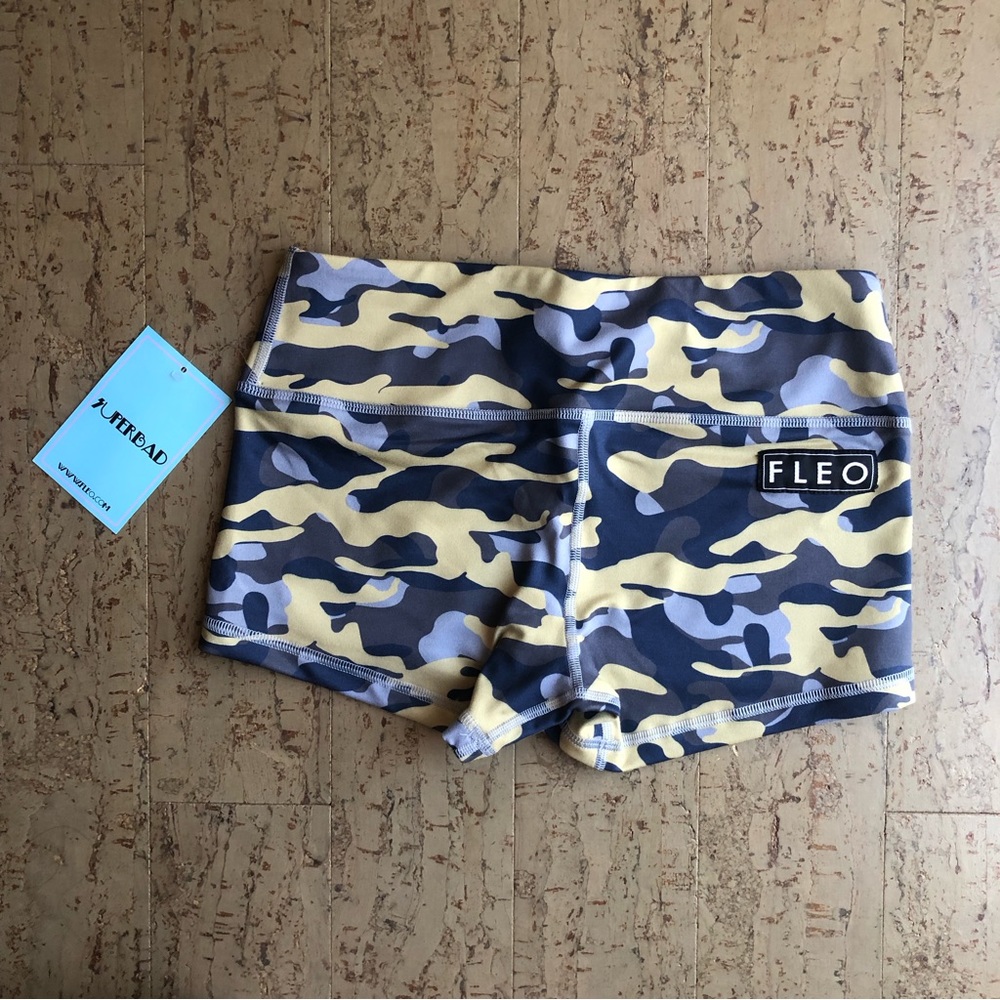 NWT fleo OG cool Camo short, size small
